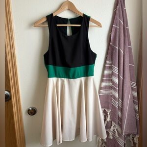 Elegant Black and Green Colorblock Dress